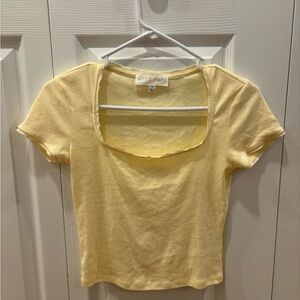Wild Sky Yellow Short Sleeve Top